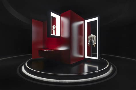 exhibition gucci